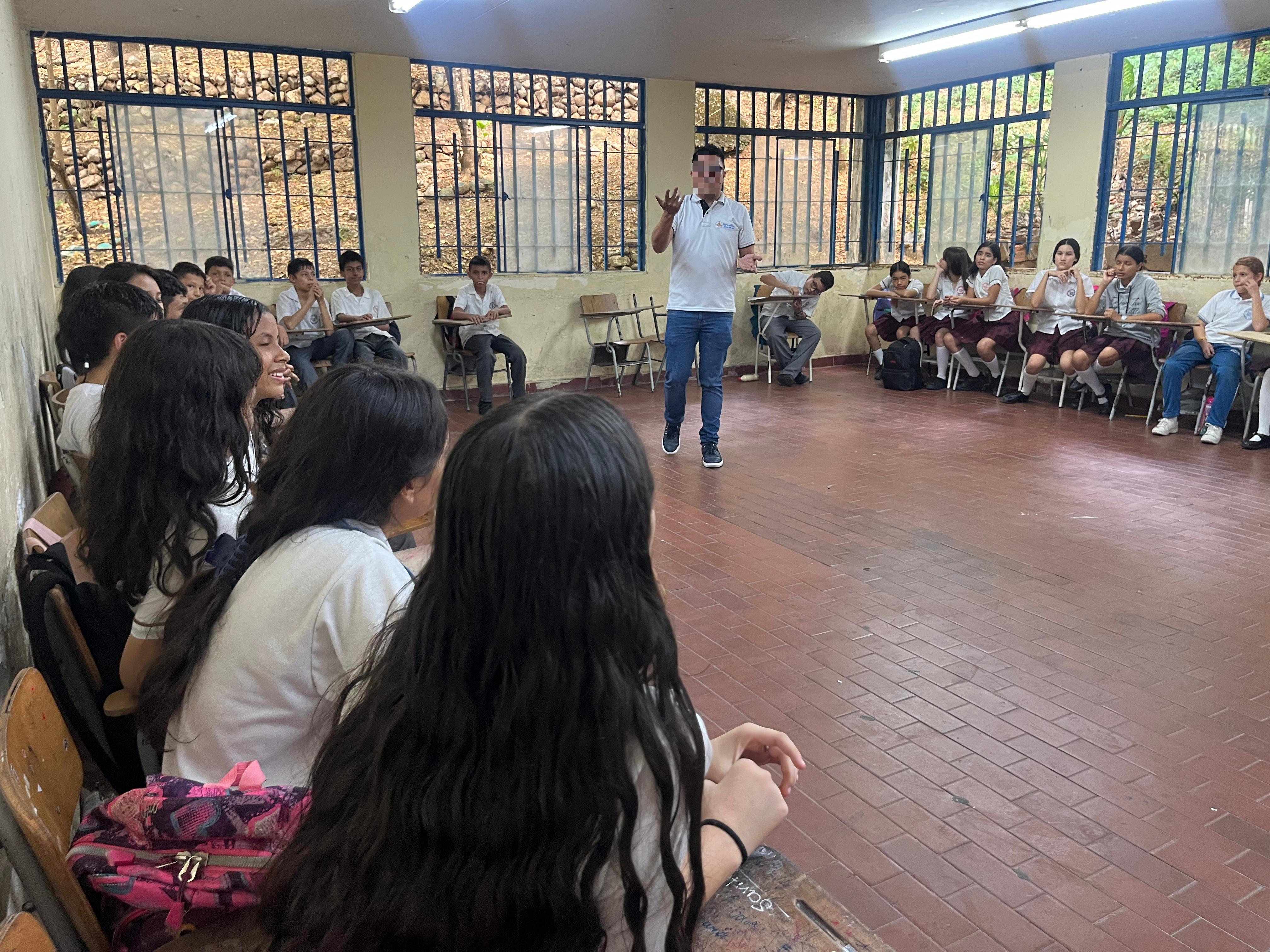 Docentes provisionales en Neiva. Foto Alcaldía Neiva