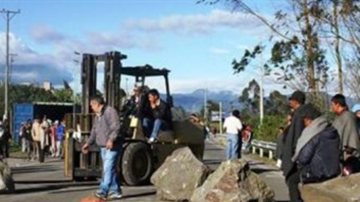 En Putumayo hay dos vías bloqueadas por campesinos