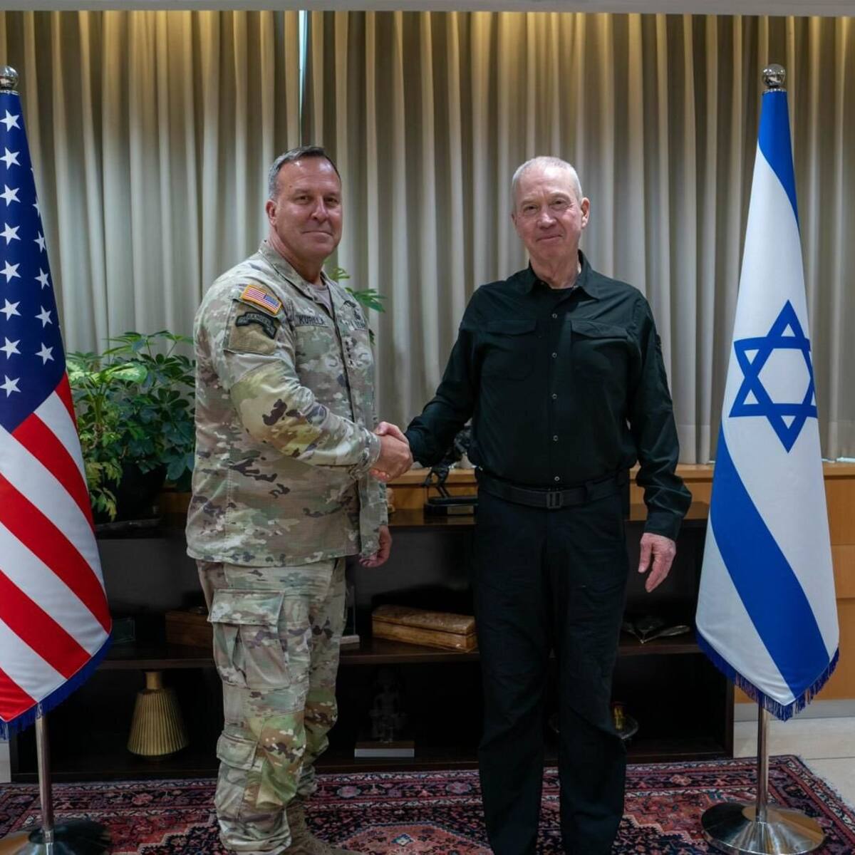 Funcionarios de EE.UU. llegan a Israel para coordinar respuesta contra Irán
