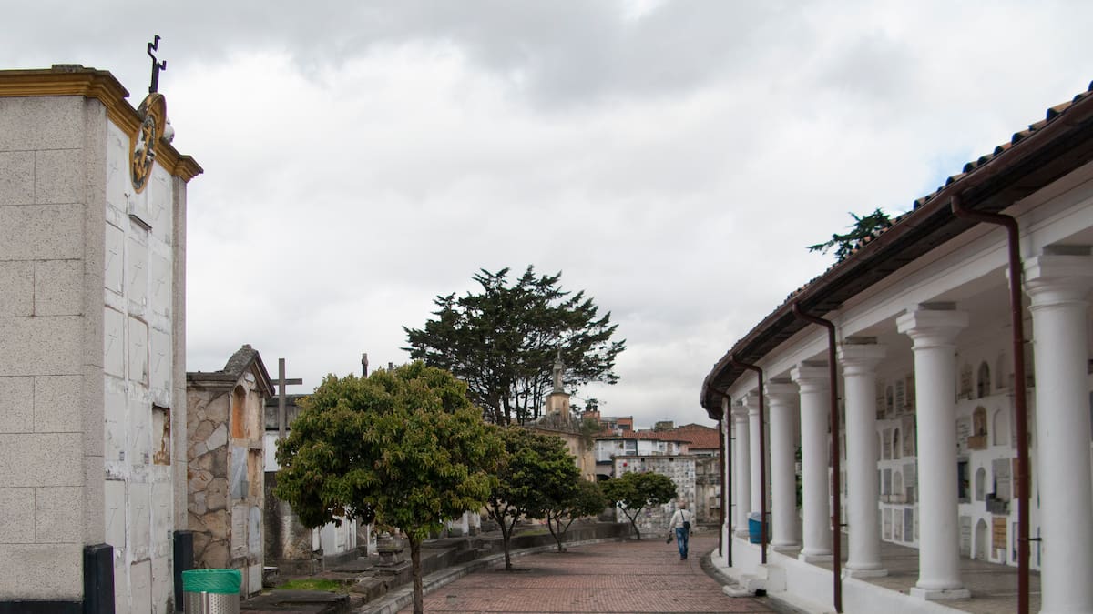 Cementerios públicos de Bogotá serán administrados por un nuevo operador