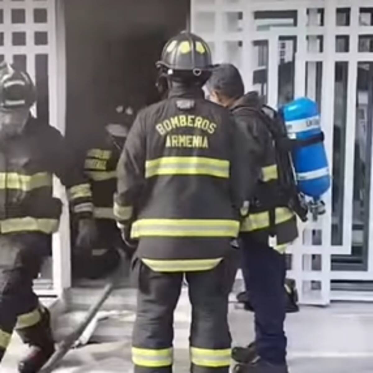 Un muerto y dos heridos por quemaduras dejan dos emergencias en la ciudad de Armenia