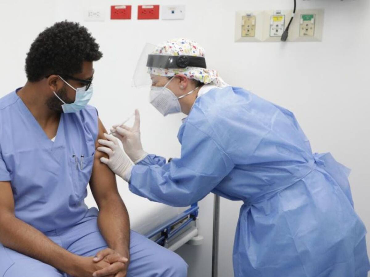 Son 15 las vacunas contra COVID-19 que están perdidas, dice la Contraloría