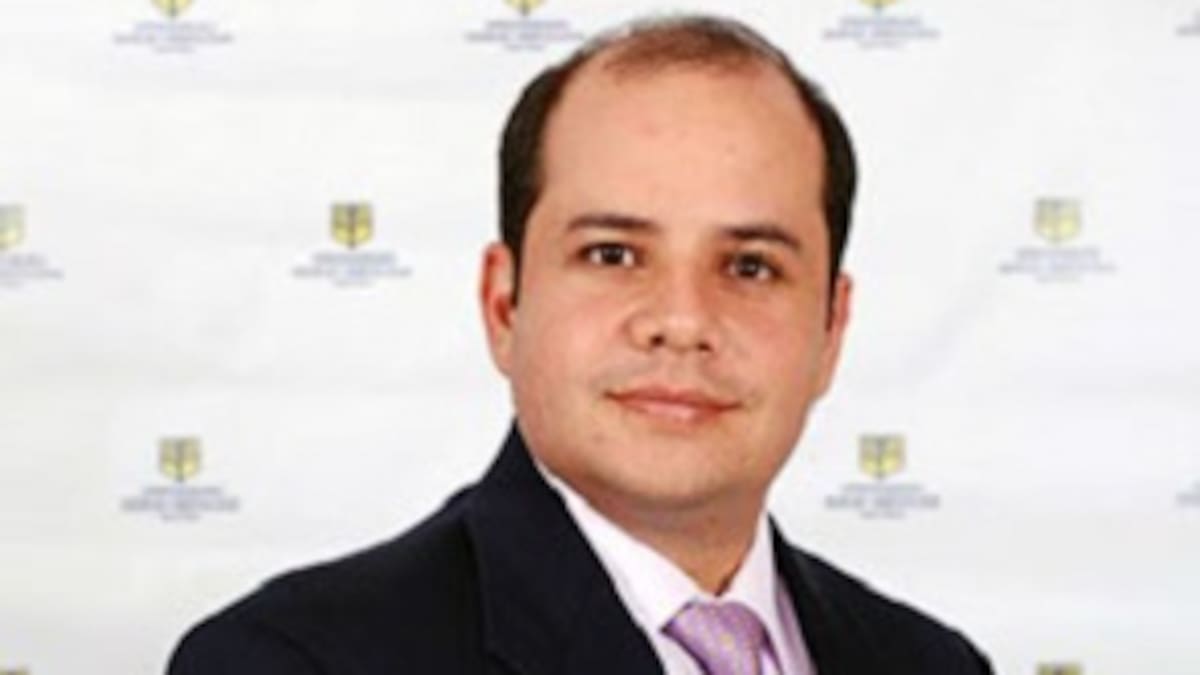 Un samario es el director provisional del partido Defensores de la Patria