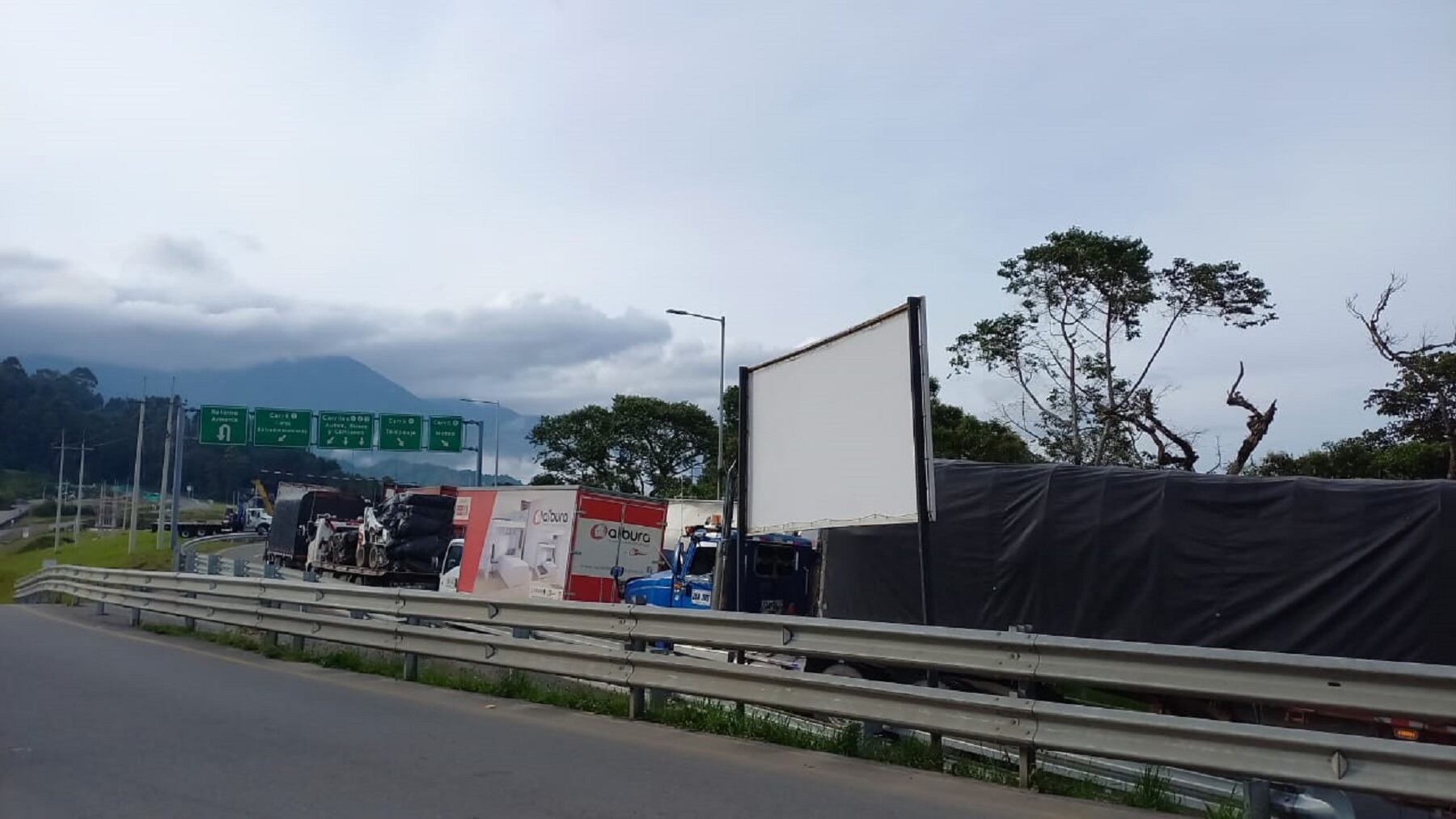 Accidente vía a la Línea