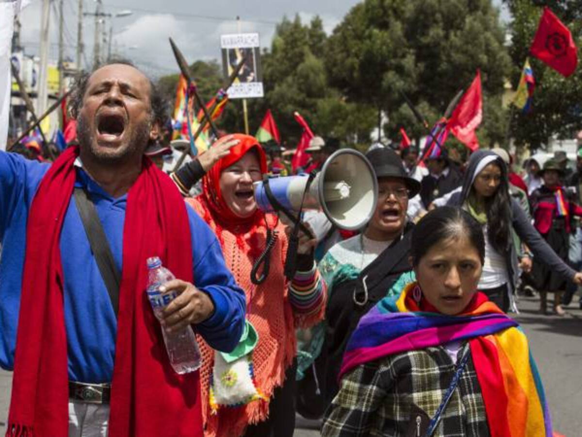 Rafael Correa enfrenta nueva ola de protestas - prueba encamado