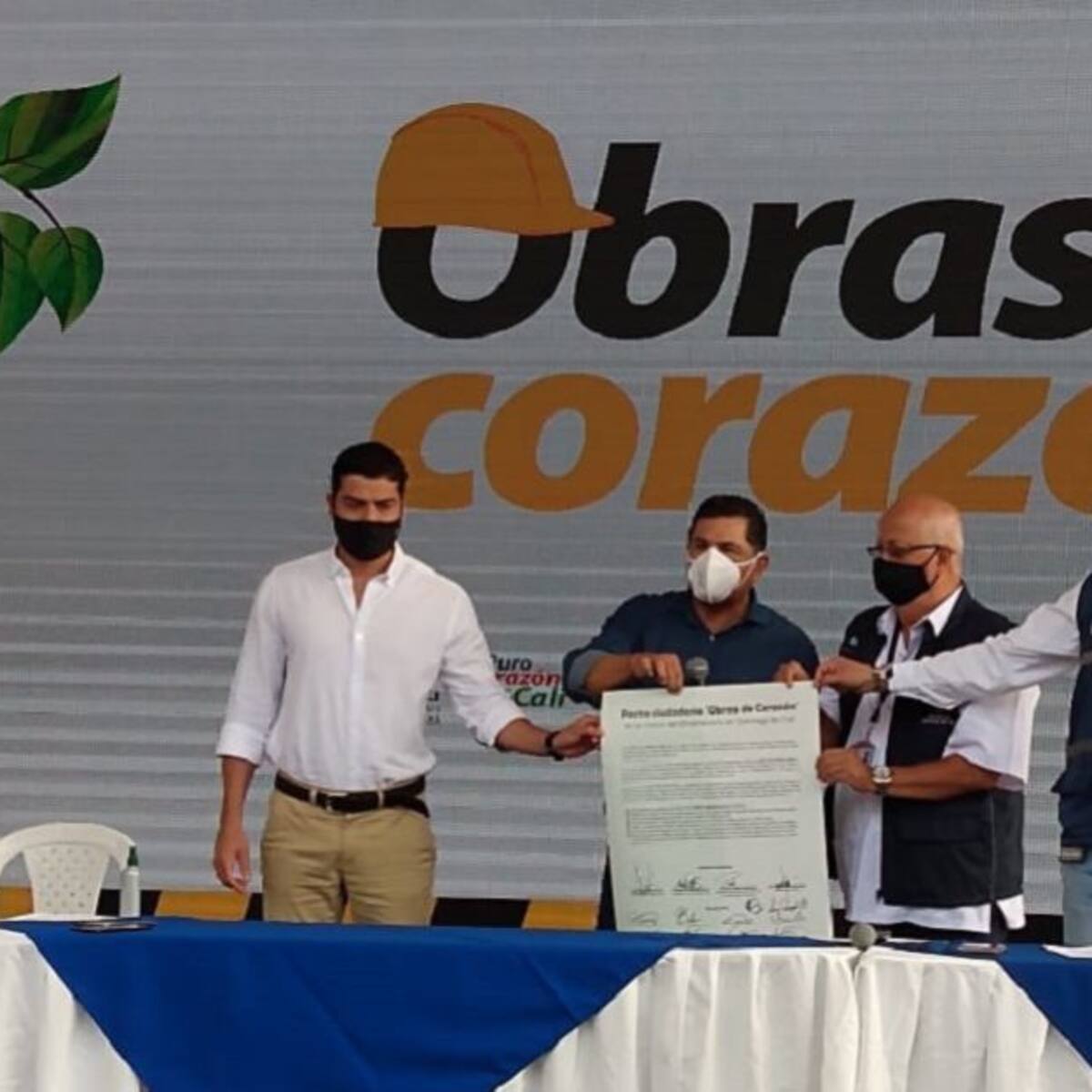 Obras de Corazón para mejorar el alcantarillado y las calles de los barrios