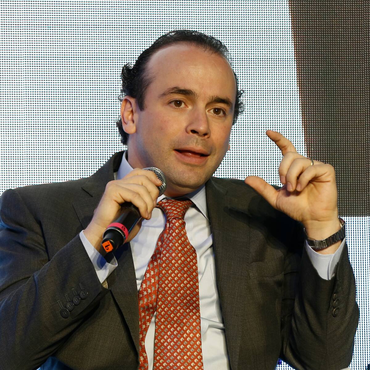 “La paz no se logra solo con el deseo de paz”: Alejandro Eder sobre diálogos con ELN