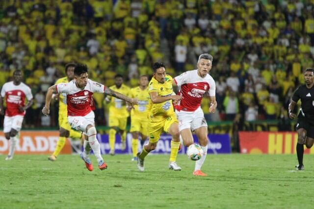 Bucaramanga vs. Santa Fe en la Liga Colombiana 2025-II / Colprensa