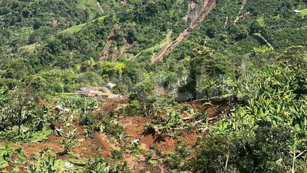 Deslizamiento en Pueblorrico, Antioquia. Foto: Cortesía.