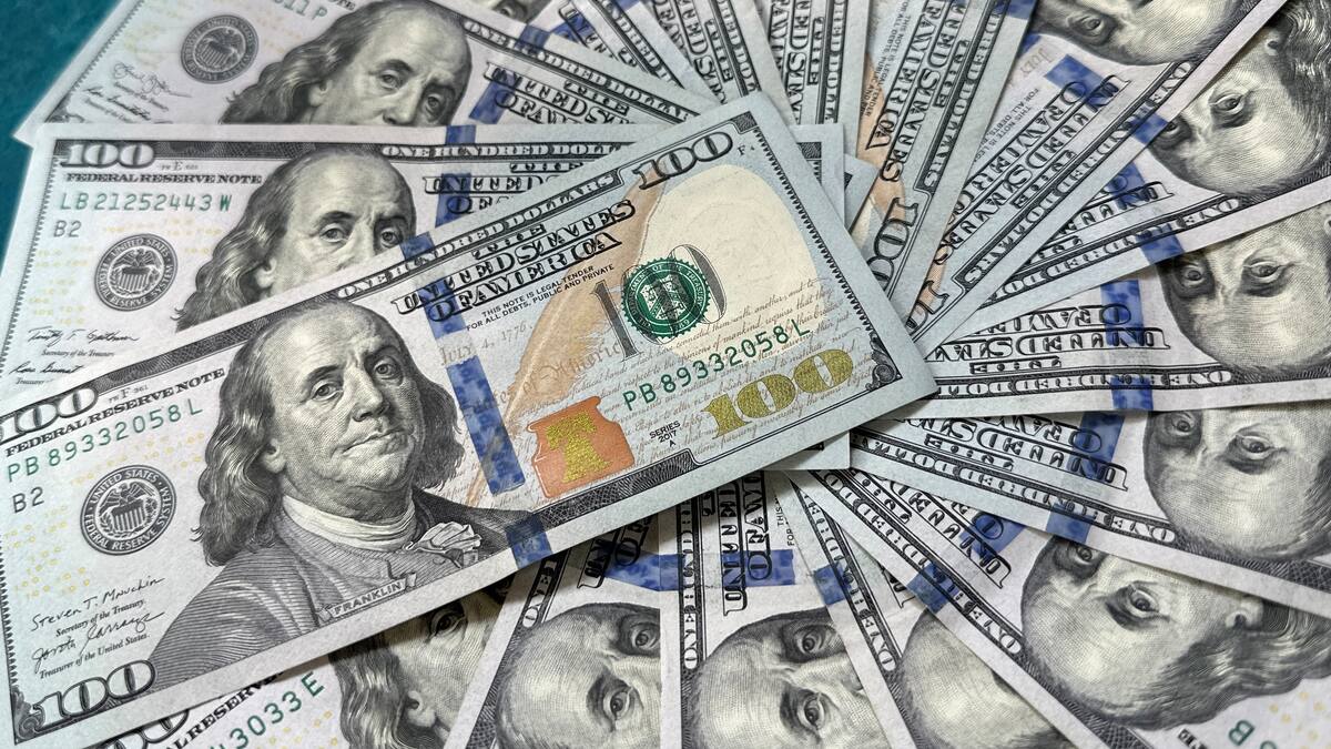 ¿Sigue el alza? Así cerró el precio del dólar HOY, 17 de abril en Colombia