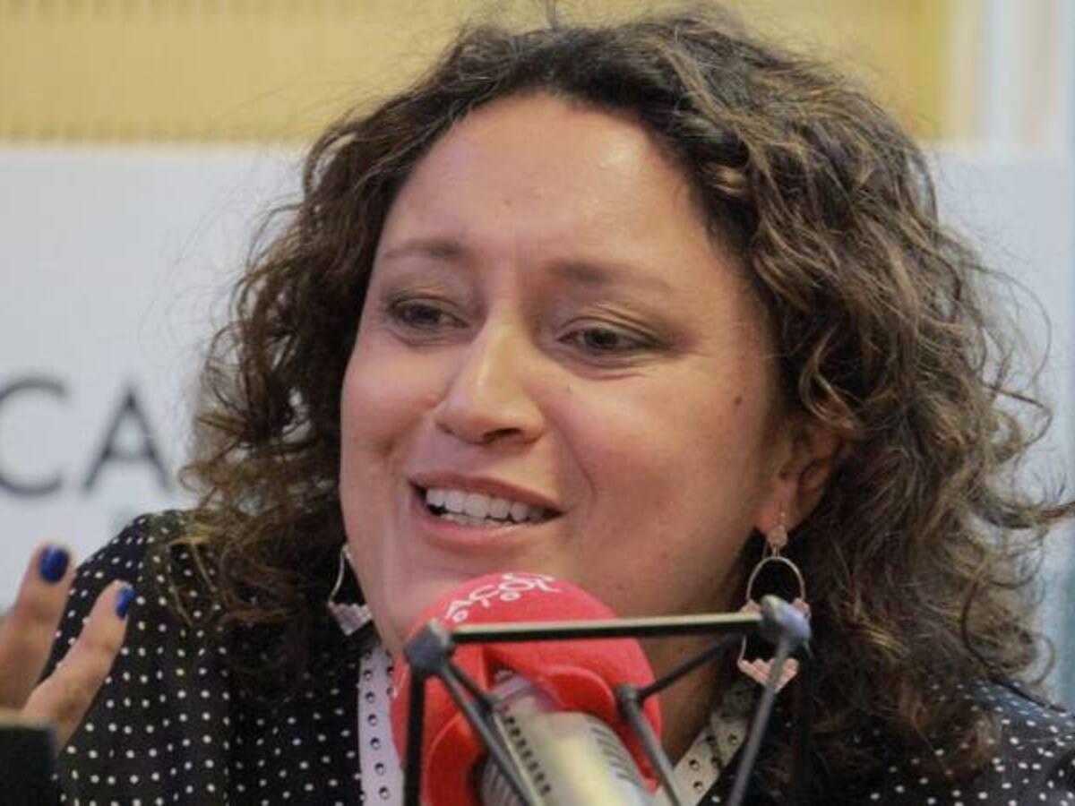 "Se desinfló lo de las religiones": Angélica sobre retiro de Viviane