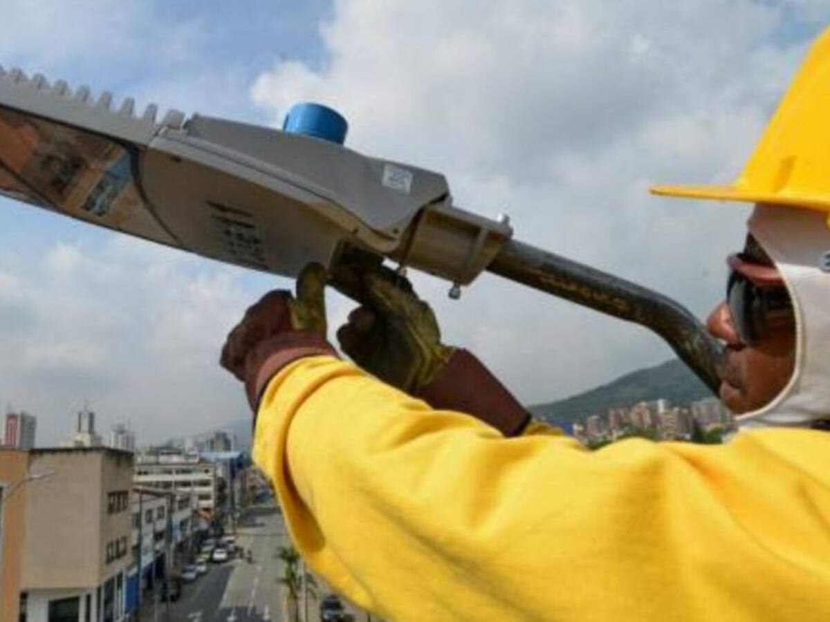 En Pereira cerca de 120 luminarias han sido reparadas por mal estado