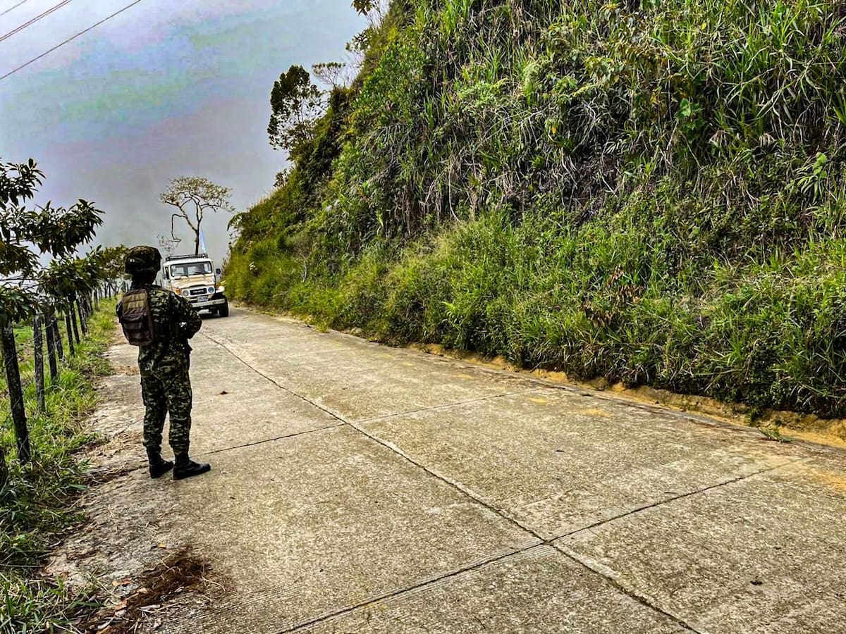 MinDefensa niega denuncias de Gobernación de Antioquia: asegura presencia militar en Briceño