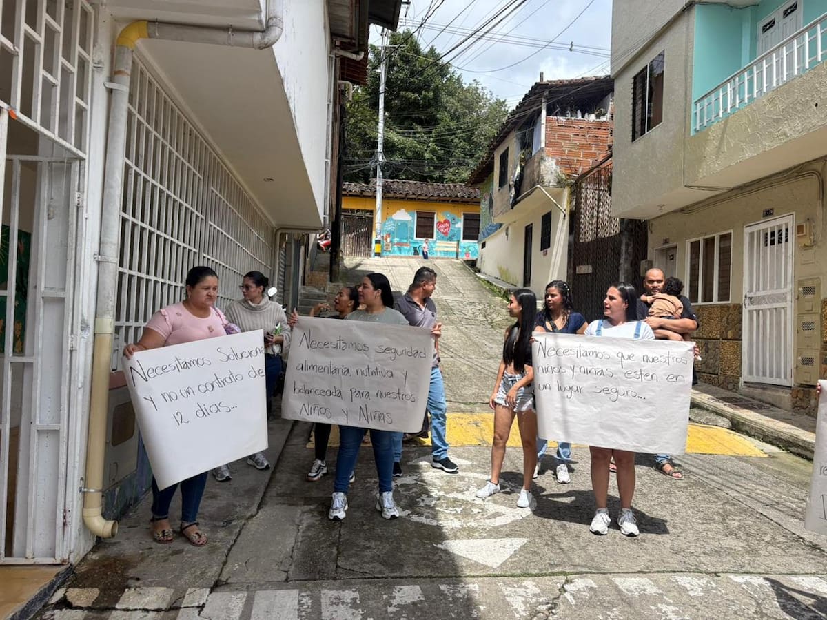 Padres protestaron en San Carlos tras otra terminación del contrato del ICBF con operador de los CDI