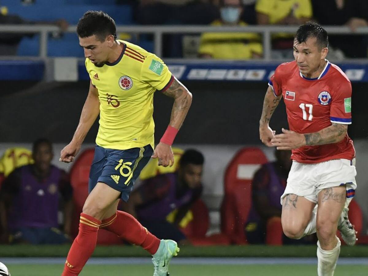 Daniel Muñoz: "Ver a 'Memín' en el verde es un deleite"