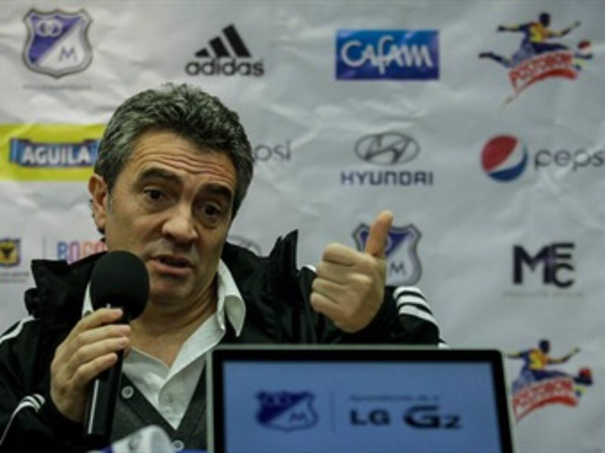 A Lillo le preocupa el terreno de juego en Pasto