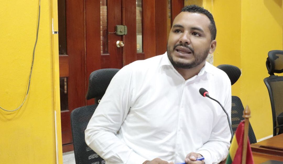 El cabildante aseguró que las intimidaciones se deben a su ejercicio de control político en la ciudad