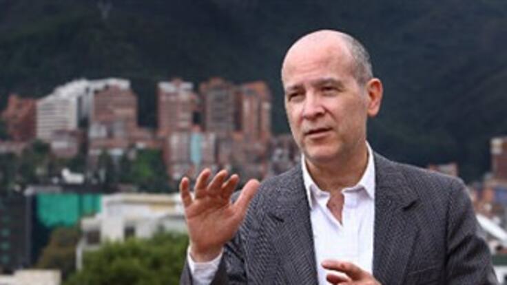 Pena propuesta a Emilio Tapia es muy severa y podría afectar colaboración con la justicia: concejal De Roux