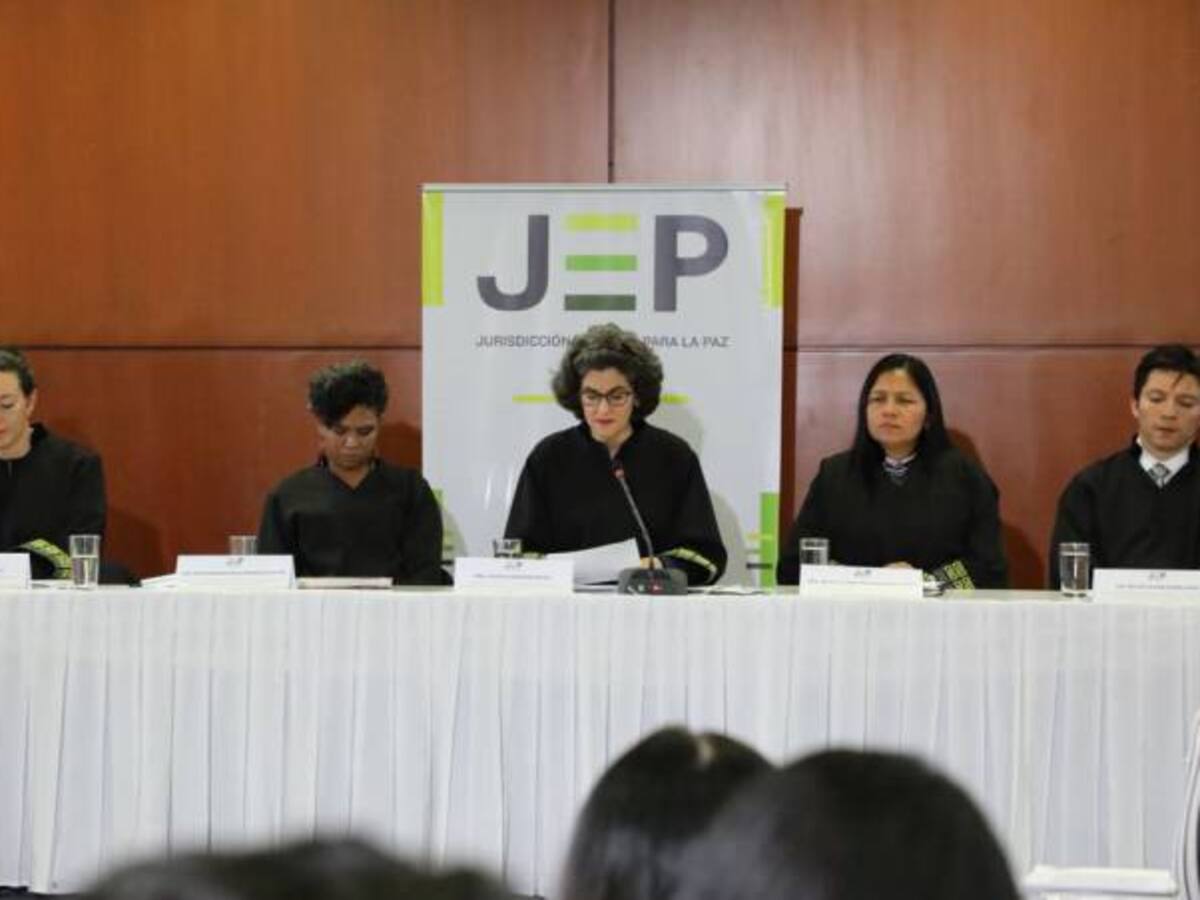 Jurista: quienes se presenten a la JEP no tienen que declararse culpables