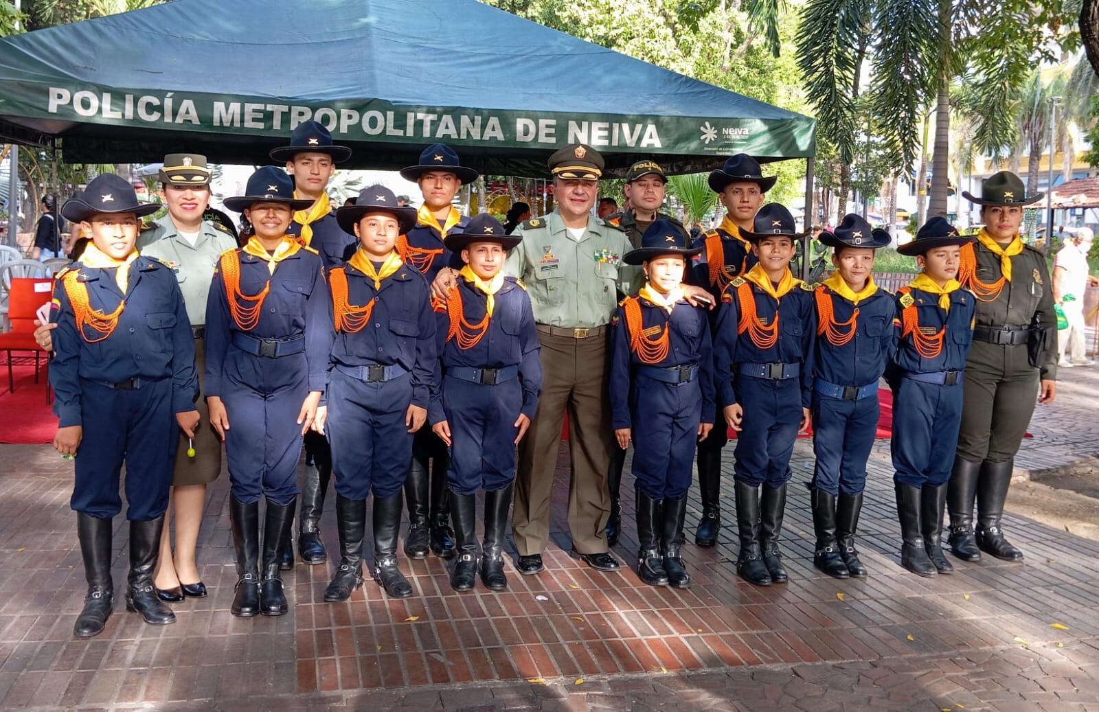 Por su parte, habrá presencia policial en lugares de alta afluencia, como centros comerciales y establecimientos de grandes y medianas superficies.
