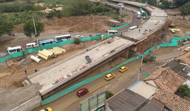 Construcción puente Benito Hernández en Cúcuta 