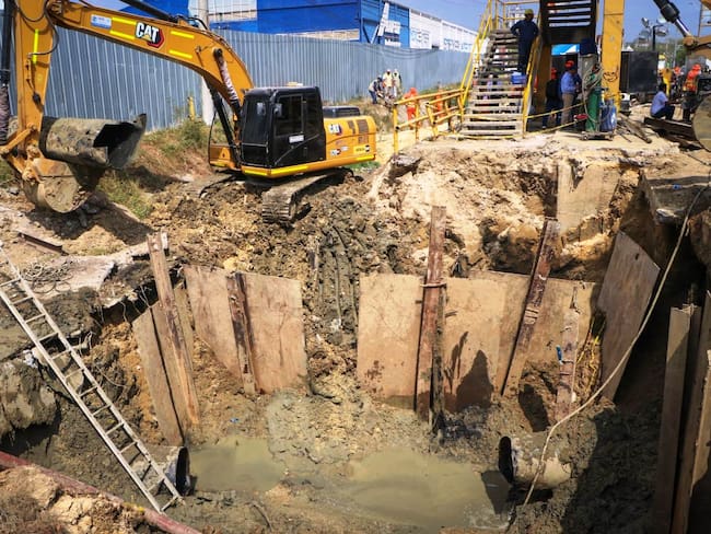 Cartagena enfrenta una emergencia que se extenderá hasta la madrugada del martes
