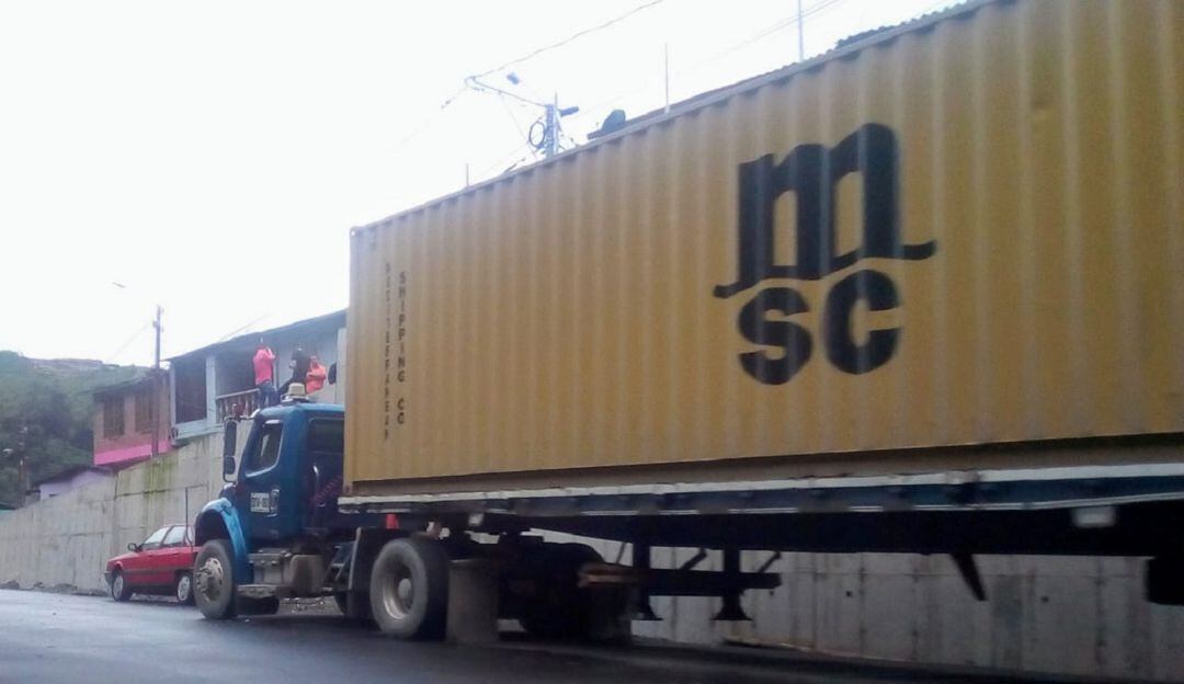 Patio de contenedores