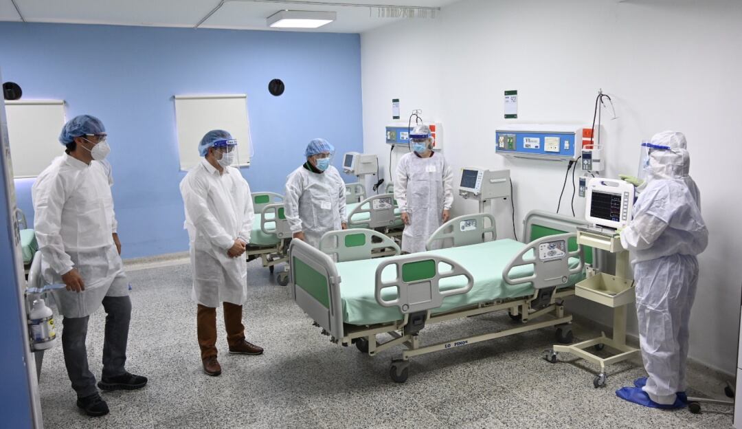 Personal medico en UCI