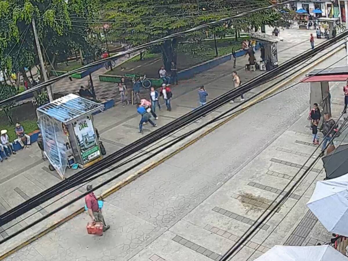 En vía pública de Circasia en Quindío fue agredida una mujer, autoridades realizan acompañamiento