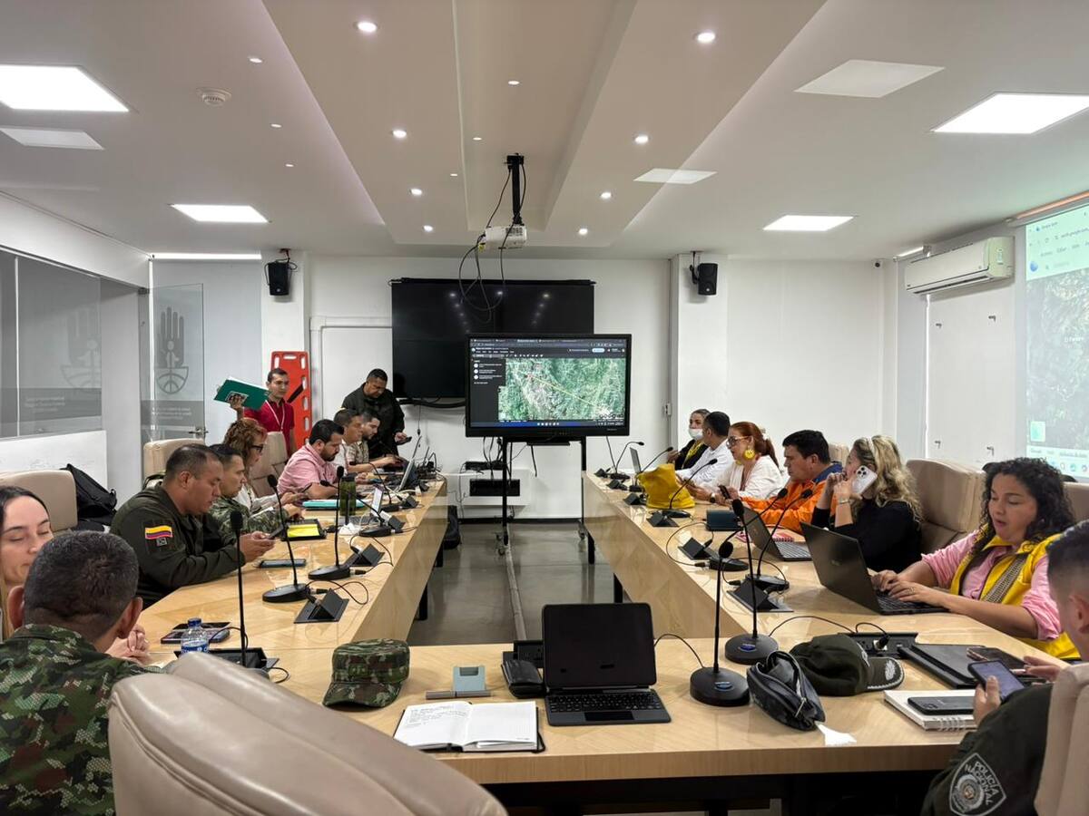 Autoridades piden apoyo a familiares de víctimas del siniestro aéreo para identificar los cuerpos