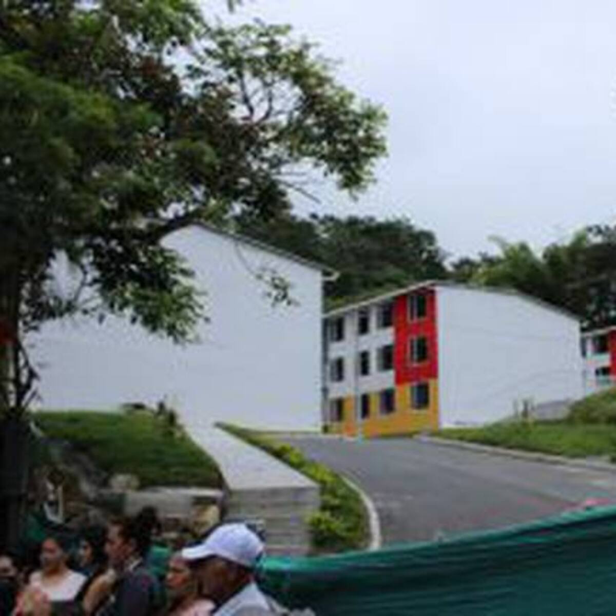 100 familias de Córdoba, Quindío reclaman entrega de viviendas de interés social