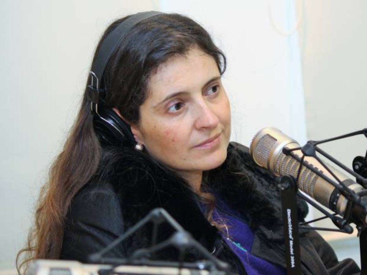 Arias no están incumpliendo la ley ni huyendo de la justicia: Paloma Valencia