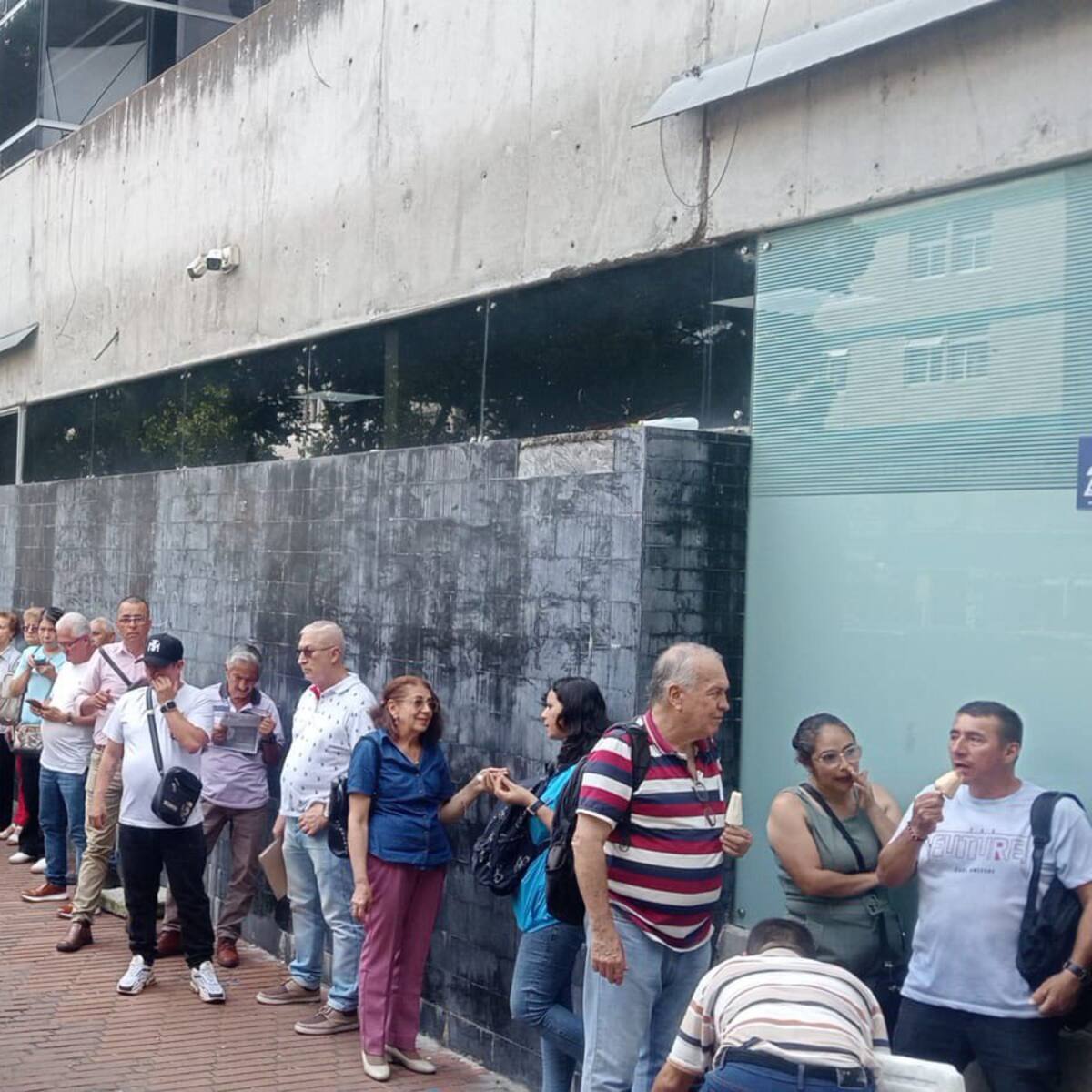 ¿Por qué las filas para pagar impuesto predial en Armenia? ciudadanos denuncian, alcaldía responde