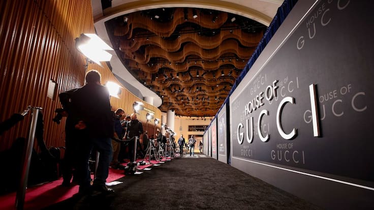 Guionista de House Of Gucci da detalles de la película y su vida en Bogotá