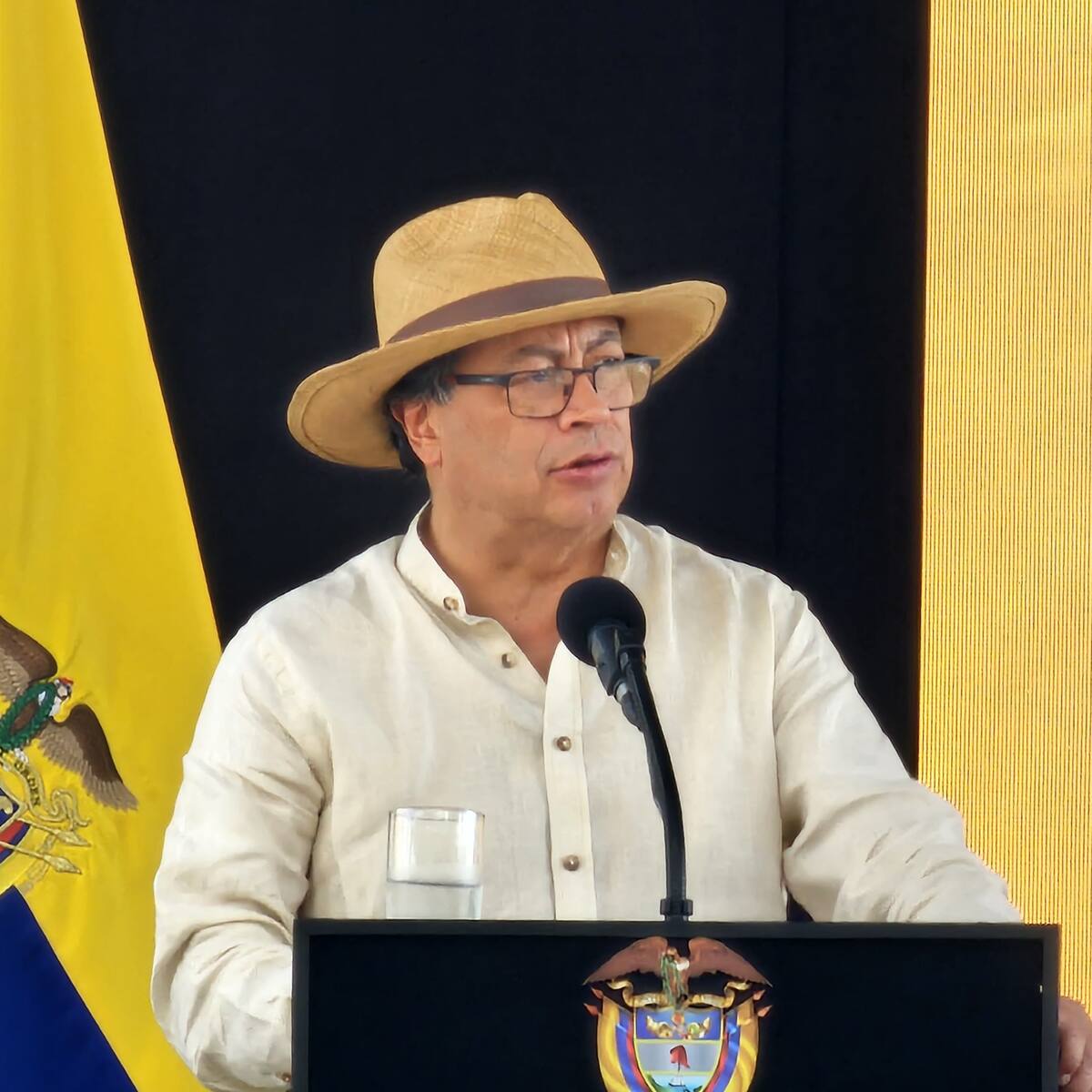 Expertos consideran que Constituyente planteada por Petro es inviable por coyuntura actual