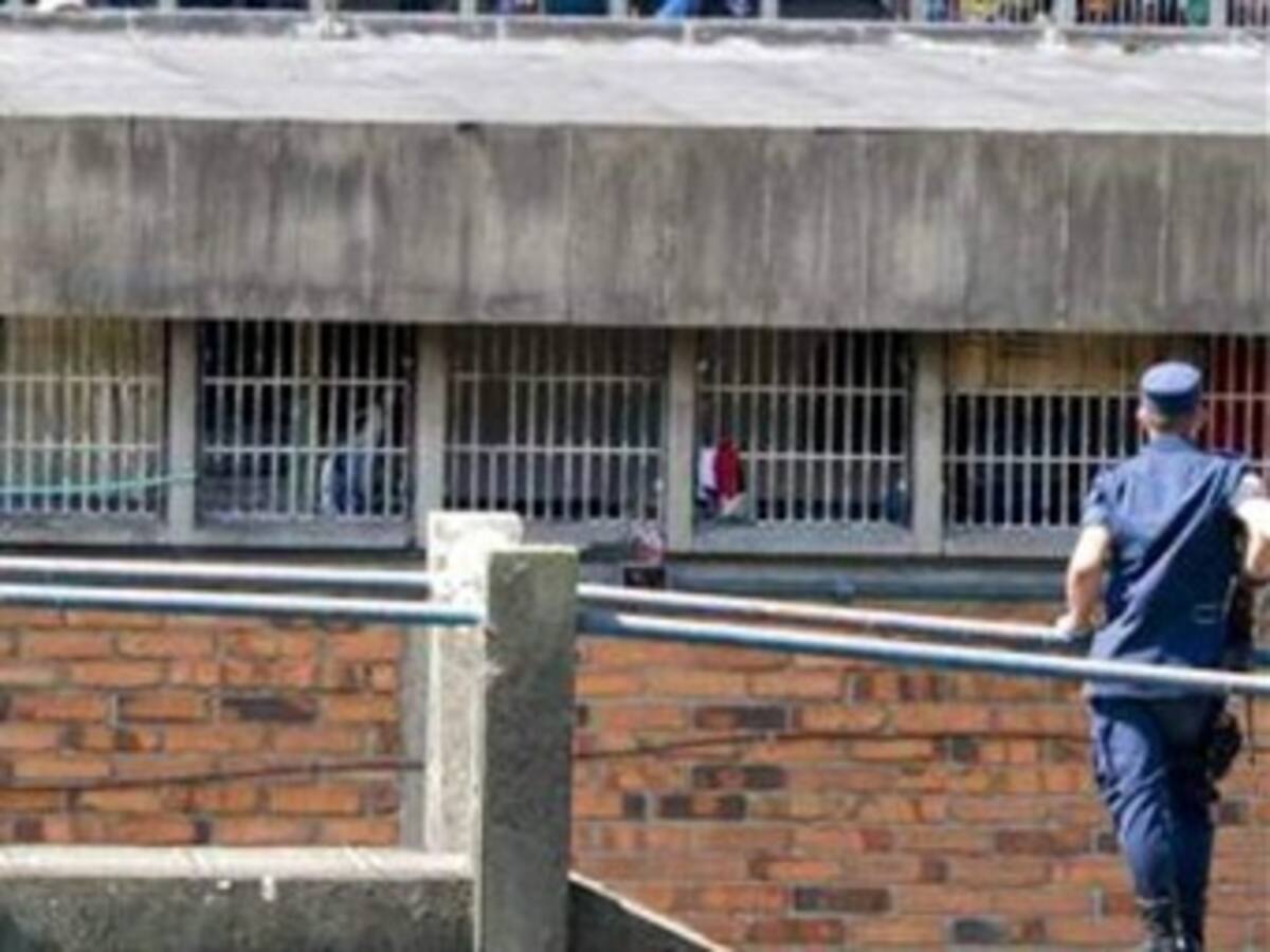 Muere un recluso en cárcel Bellavista por supuesta negligencia médica