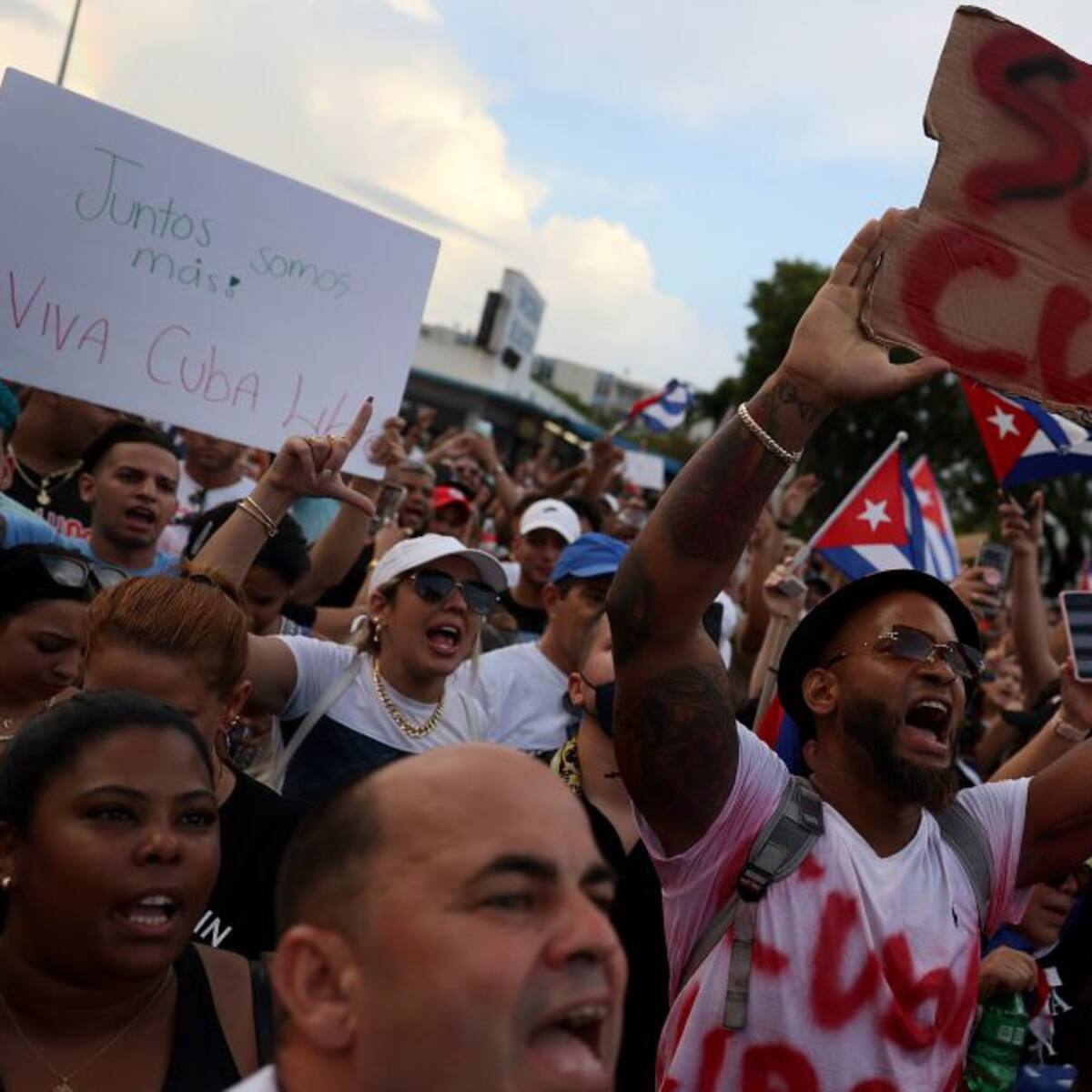 Cuba libera 553 presos políticos por intermediación del Vaticano