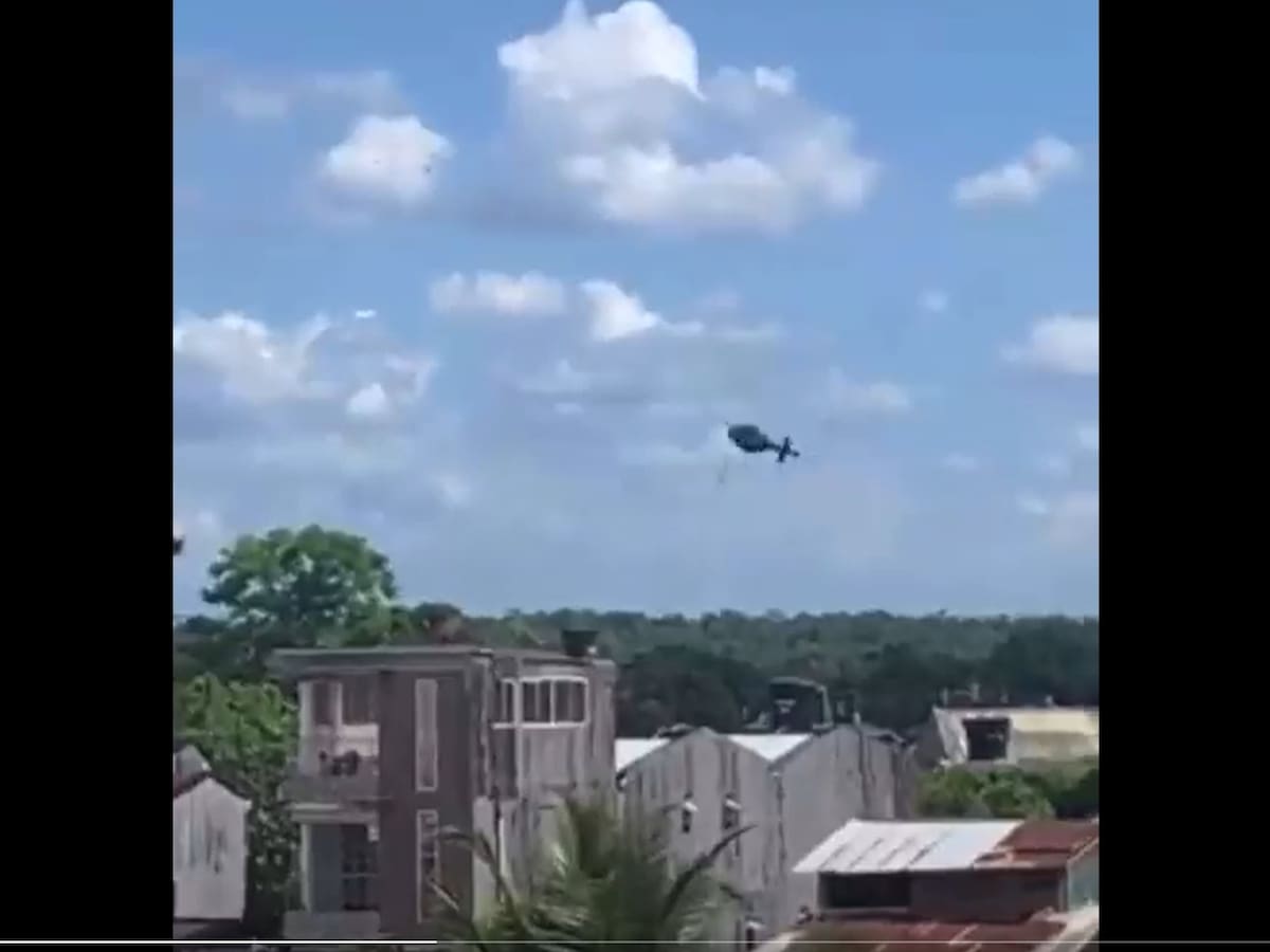 EN VIDEO: Helicóptero del Ejército se desplomó en el municipio de Quibdó, Chocó