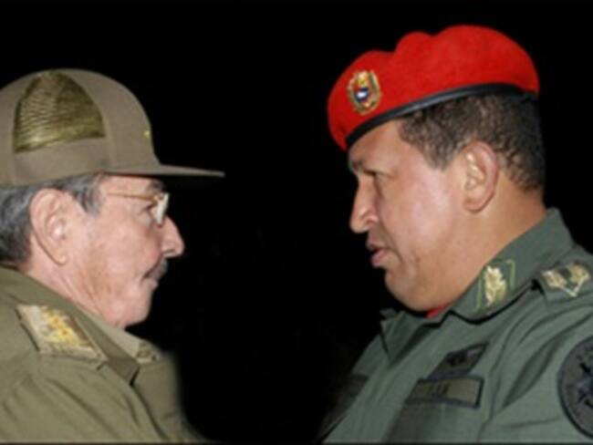 Chavez termina visita de 24 horas a Cuba tras reunirse con Fidel Castro