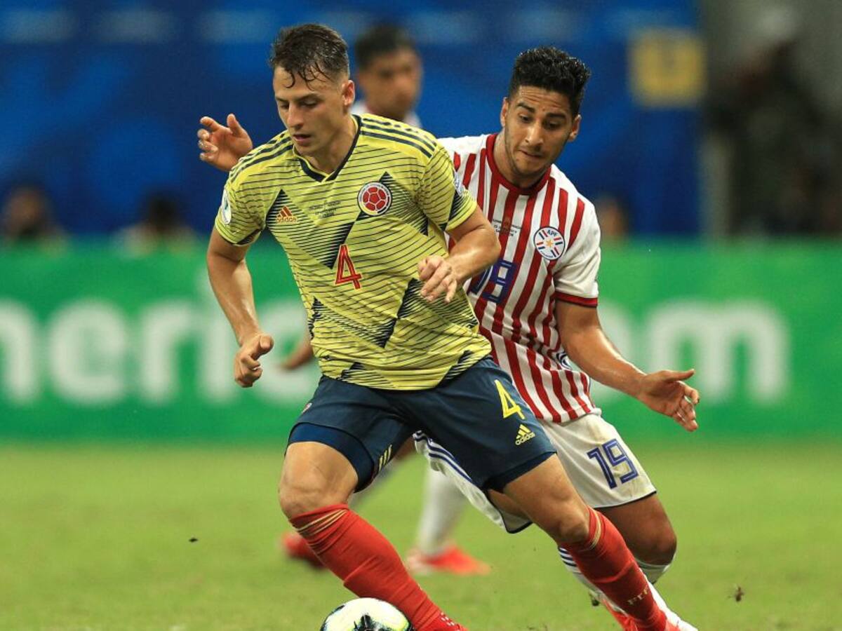 Santiago Arias reemplaza al lesionado Yairo Moreno en la Selección Colombia