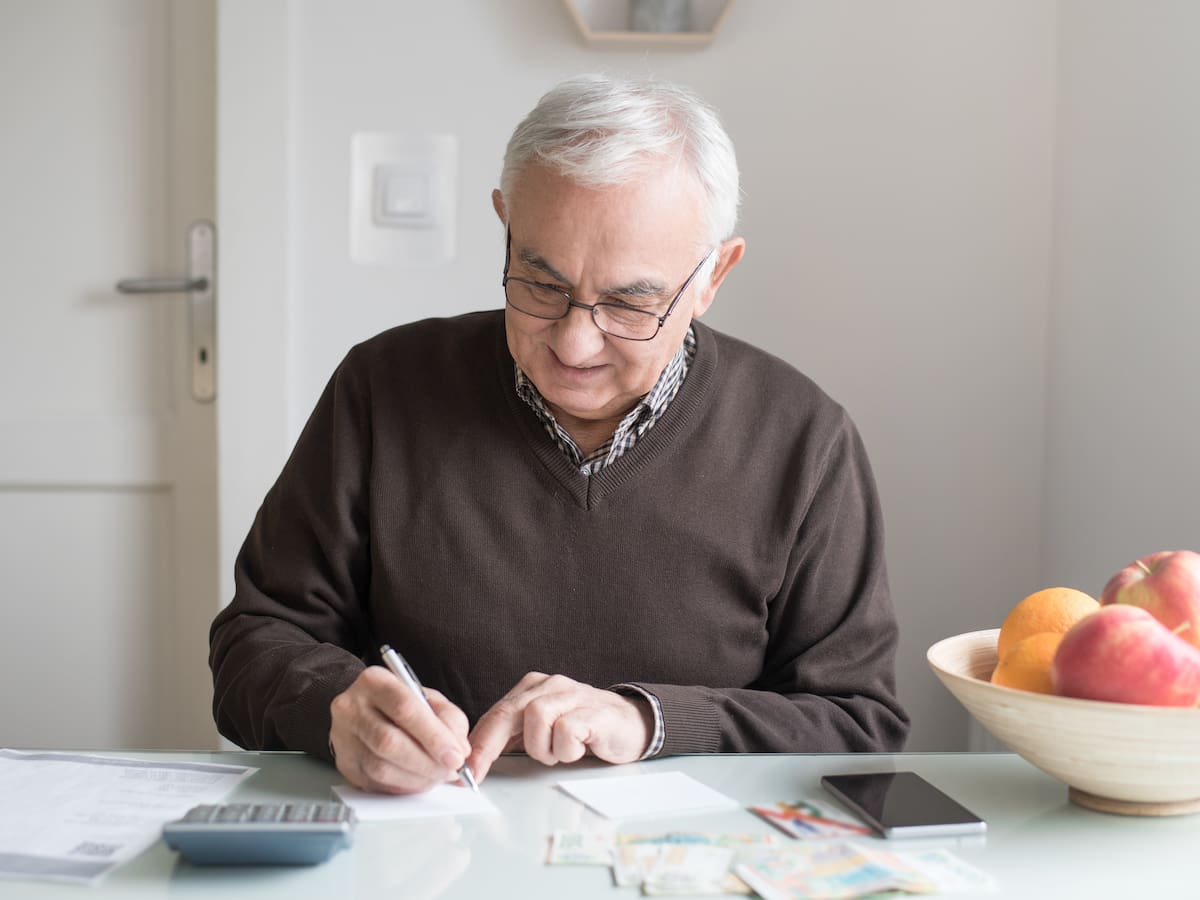 Reforma pensional: cambios para hombres con menos de 900 semanas cotizadas en Colpensiones
