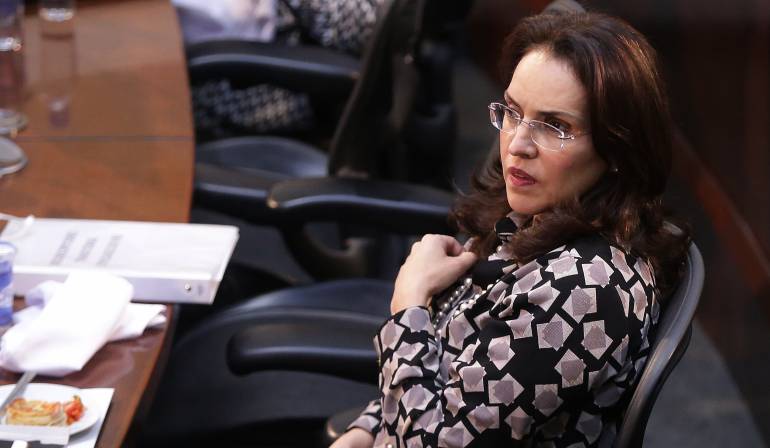 Viviane Morales, exsenadora