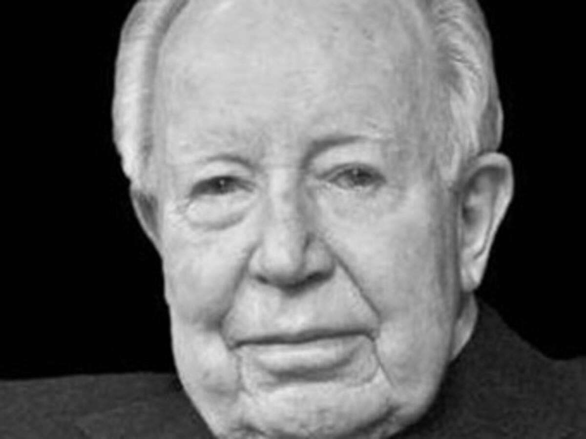 ¿Quién fue el general Álvaro Valencia Tovar?