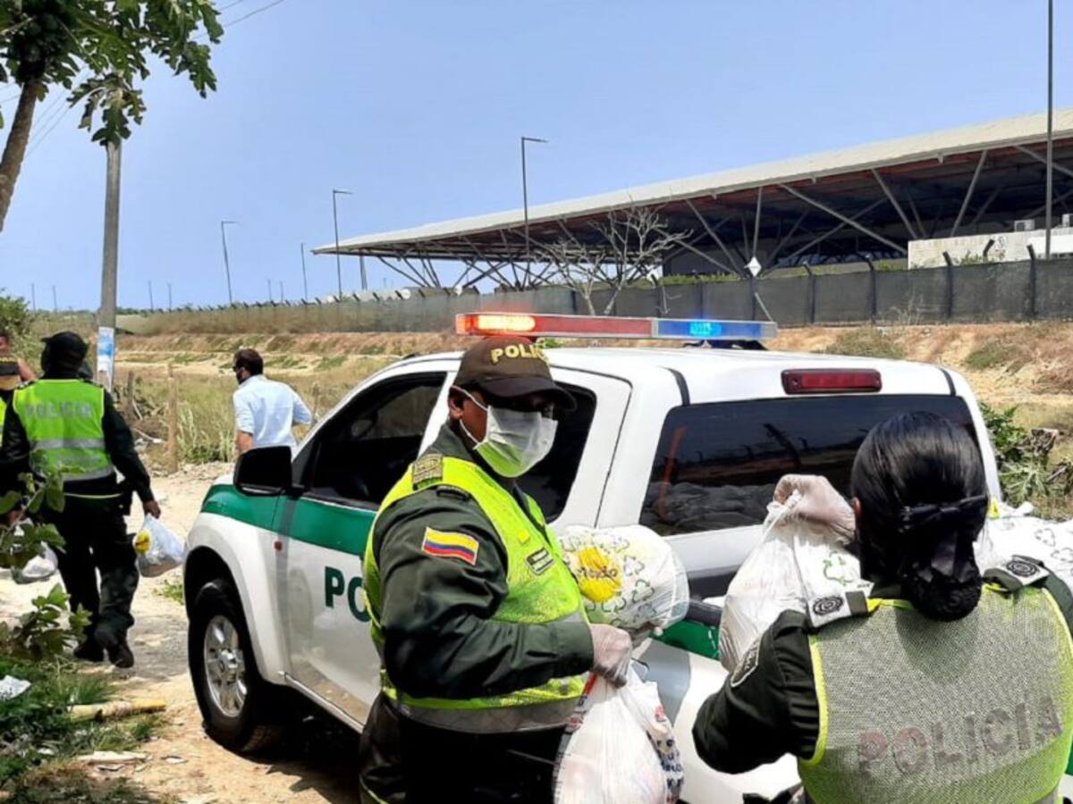 Ayudas humanitarias llegan a zona norte de Cartagena