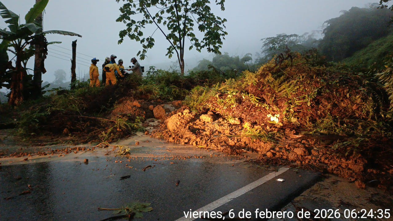 Emergencias por lluvias en Santander: vía Bucaramanga - Barrancabermeja está cerrada. Foto: Suministrada