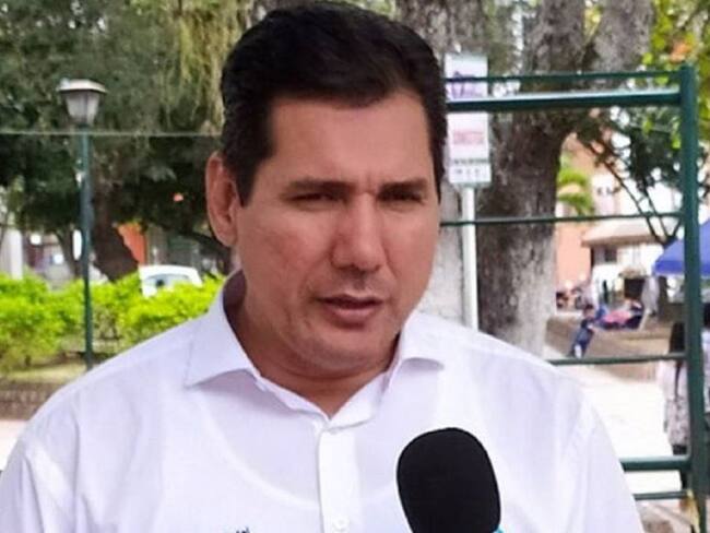 El ex acalde del municipio de Palermo y actual diputado en esta región fue procesado por los delitos de celebración indebida de contratos.