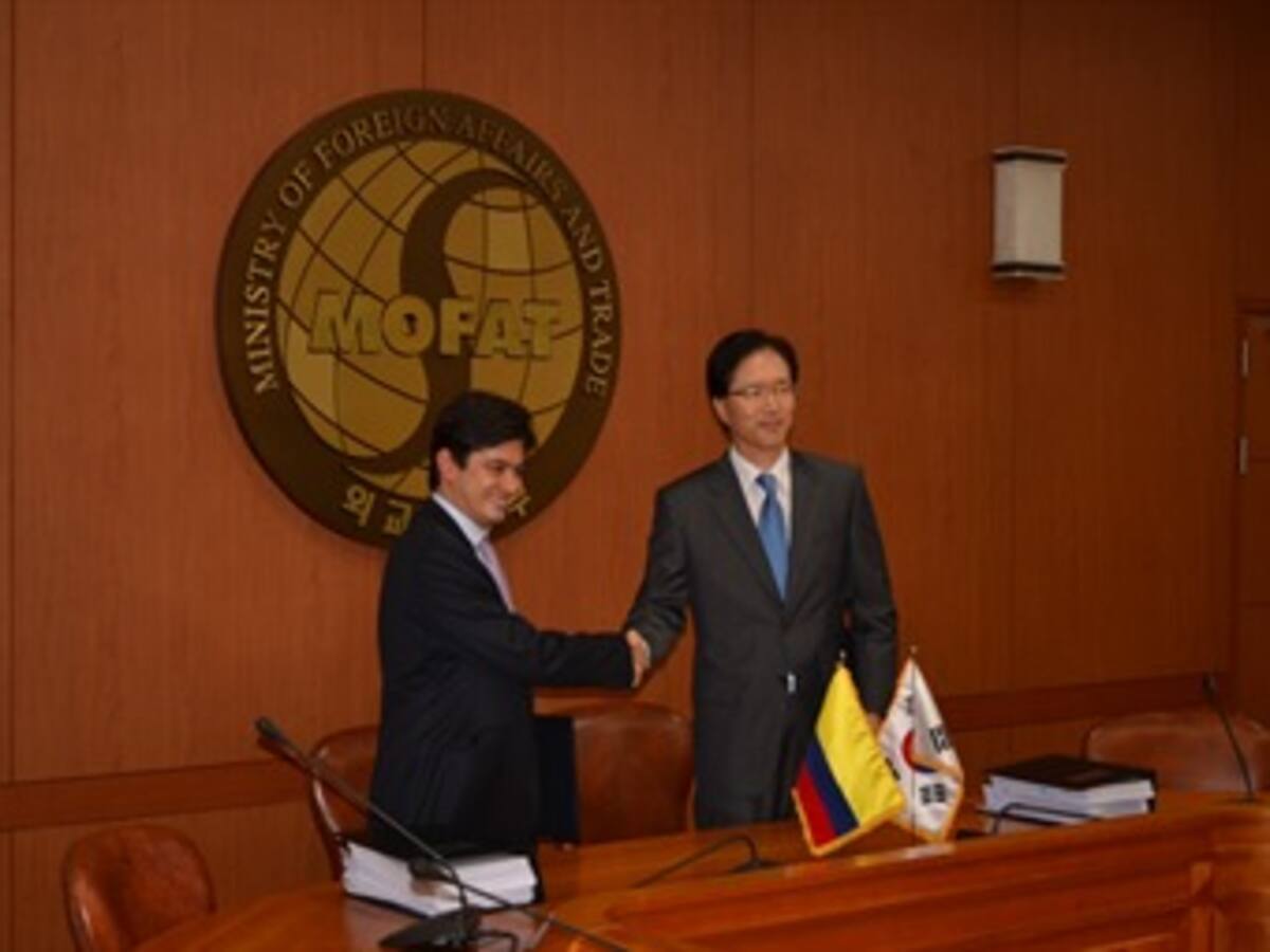 Culmina la revisión legal del TLC entre Colombia y Corea del Sur