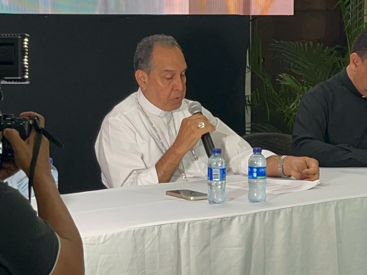 Arzobispo Pablo Salas advierte sobre falsos servicios católicos en Barranquilla