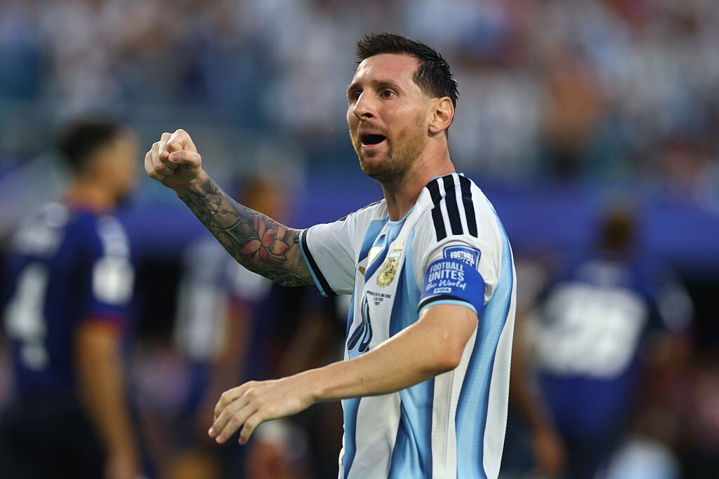 Lionel Messi le sigue sacando ventaja a Mbappé: tabla de goleadores históricos de los mundiales. (Photo by Chris Brunskill/Fantasista/Getty Images)
