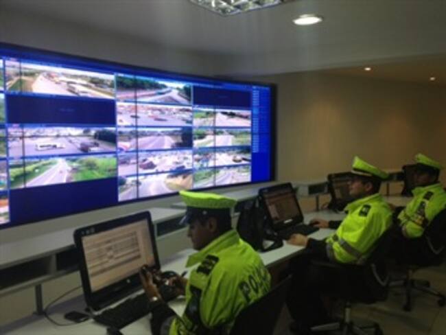 Organismos de emergencia de Bogotá buscan a una mujer desaparecida